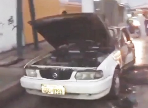 VIDEO | Guayaquil: investigan las causas detrás del incendio de un automóvil