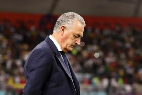 Gustavo Alfaro demandó a la Federación Ecuatoriana de Fútbol ante la FIFA