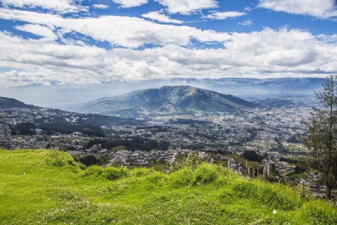 Bajas expectativas en el sector turístico en feriado debido a la crisis política