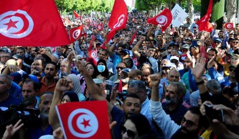 Protestas multitudinarias en Túnez contra el presidente Saied y la crisis económica