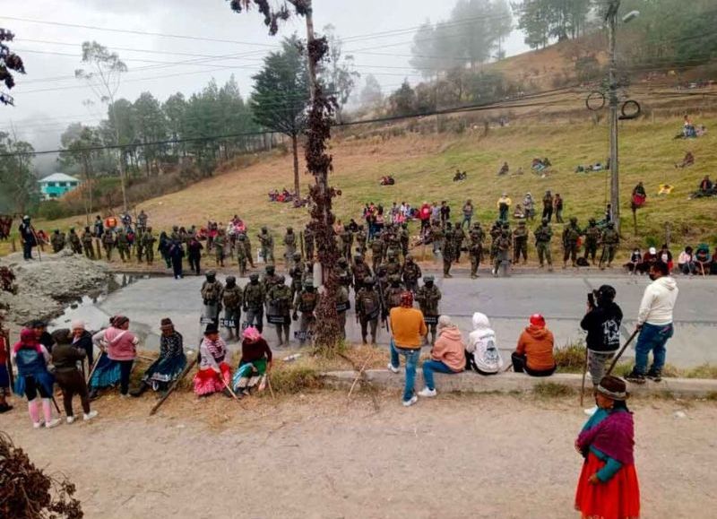 Noboa impone estado de excepción en 12 provincias: sigue la represión a indígenas