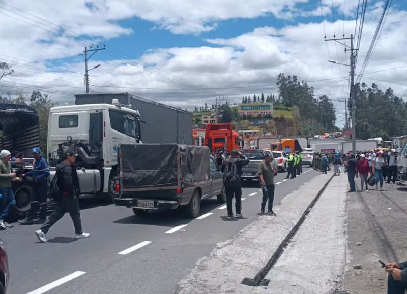VIDEO | Caos total: carreteras paralizadas por el segundo día de protesta de transportistas