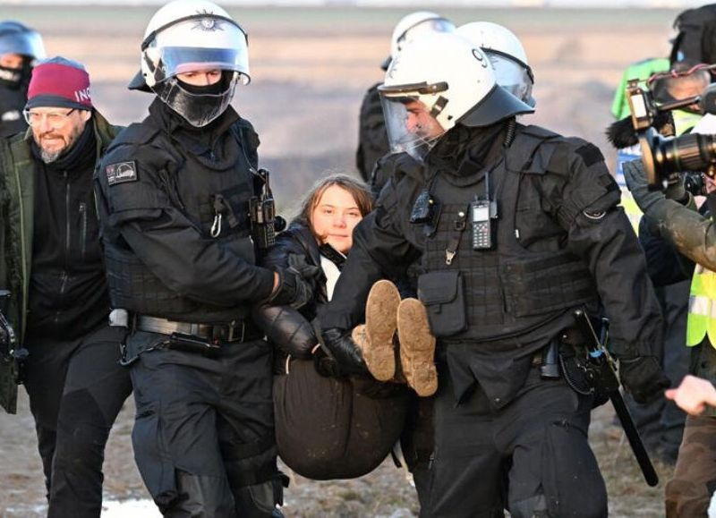 La policía alemana desalojó a Greta Thunberg de protesta contra una mina de lignito