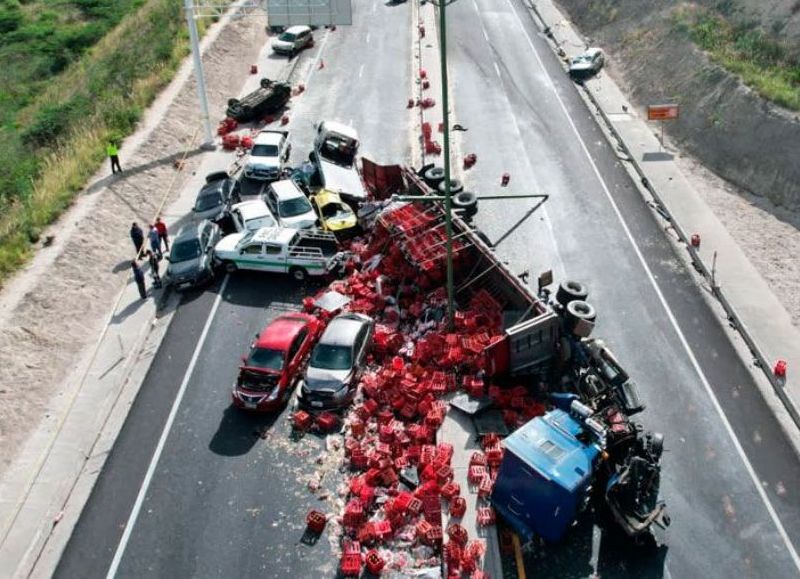 Guayllabamba: la razón por la cual se detuvieron filas de autos antes del accidente