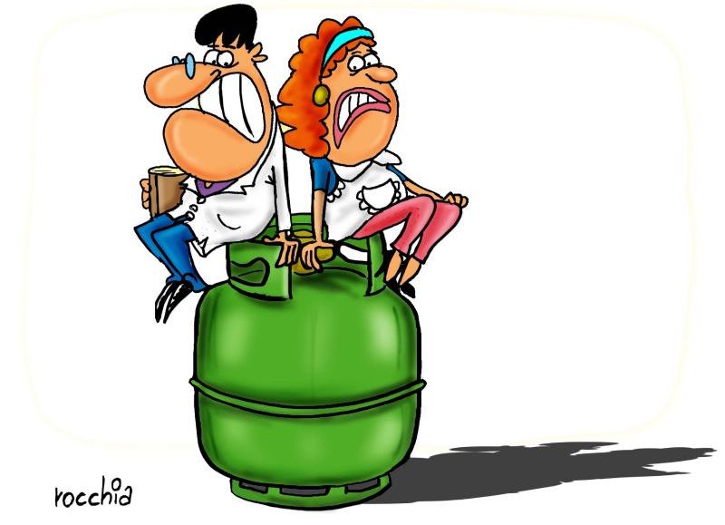 VIDEO | Cilindro de gas usado como chantaje en paro nacional