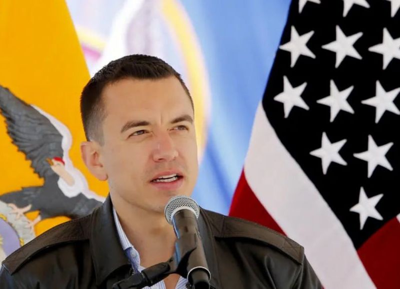 Noboa huye a Estados Unidos en plena campaña: ¿Fuga dorada o entrega soberana?