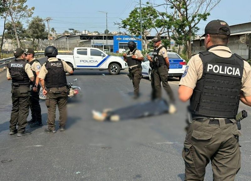 Analizan si el policía que abatió a un presunto delincuente actuó bajo legítima defensa o uso legal de la fuerza